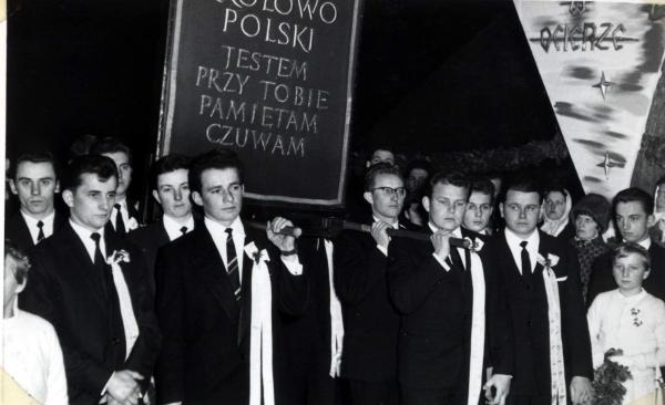 Kliknij aby zobaczyć pełny rozmiar